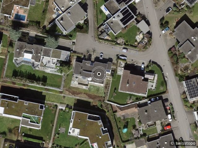 Luftbild Hohrütistrasse 42, Kloten Möbliertes Luxuriöses Attika-Maisonette-Terrassenhaus