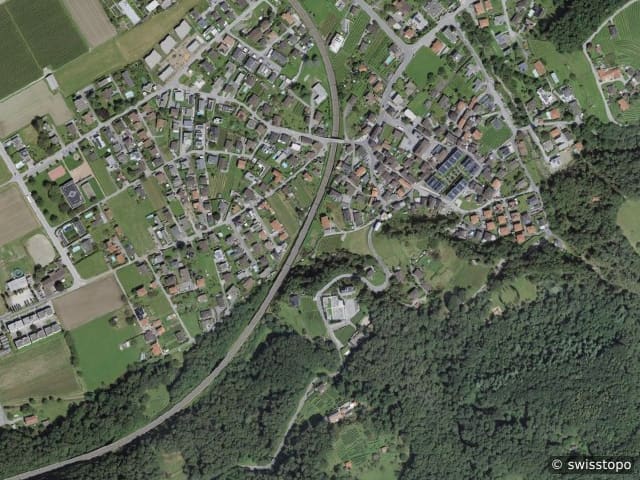 Luftbild Camorino