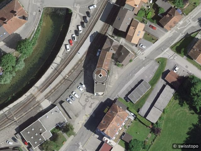 Luftbild Rue Pierre-Dubied 10, Couvet