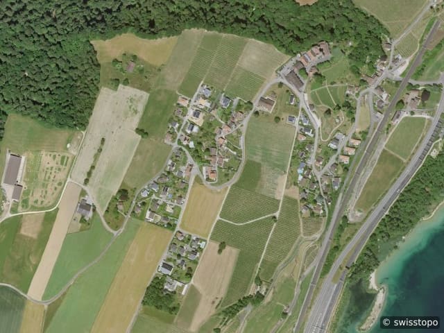 Luftbild Vaumarcus