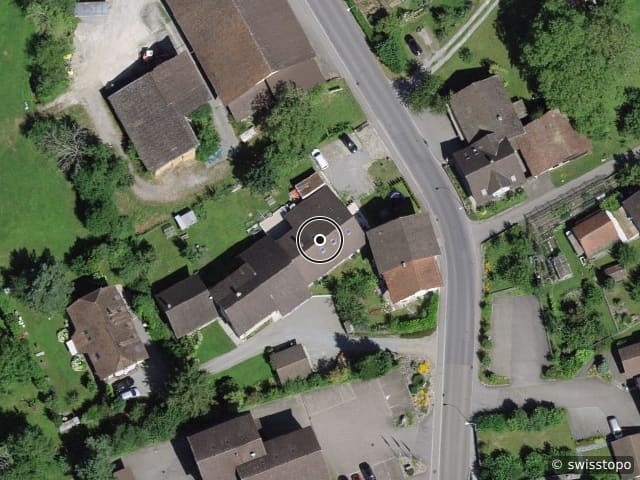 Luftbild Dorfstrasse 4, Leutwil