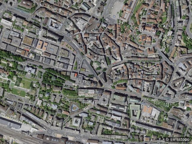 Luftbild RUE DU GRAND-CHENE 4, Lausanne