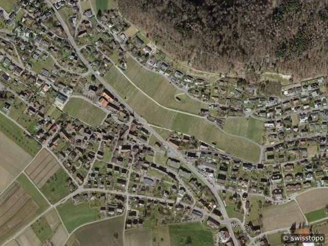 Luftbild Mörlerstrasse 30, Laufen-Uhwiesen