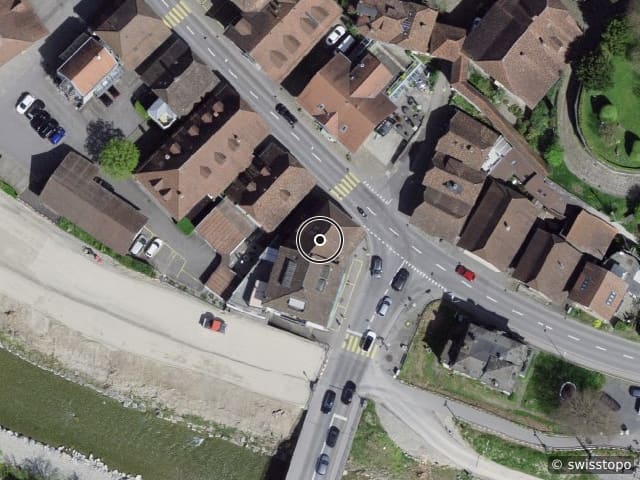 Luftbild Neuengasse 16, Laupen