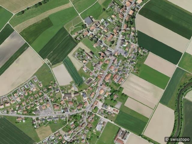 Luftbild Route de Payerne 18, Fétigny
