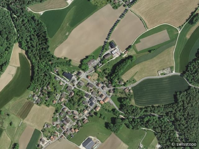 Luftbild Chambrelien
