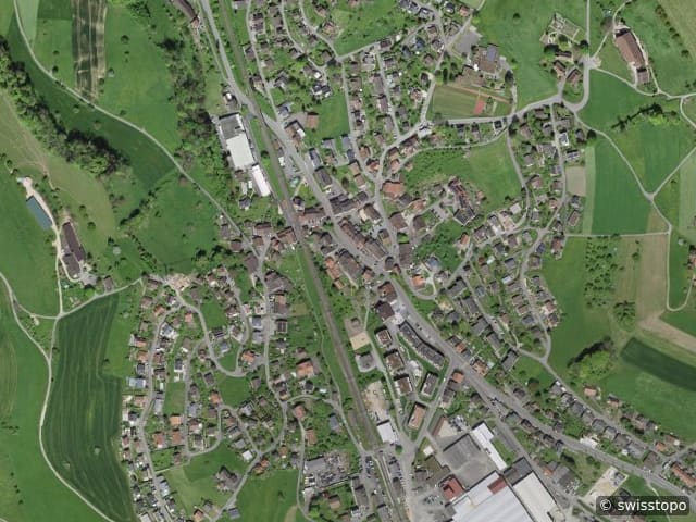 Luftbild Läufelfingen