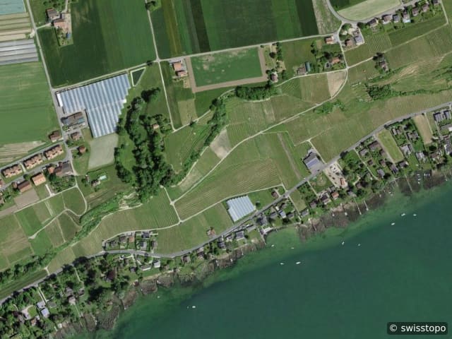 Luftbild Môtier (Vully)
