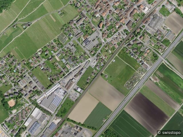 Luftbild Rue des Saint-Martin 15, Cressier NE