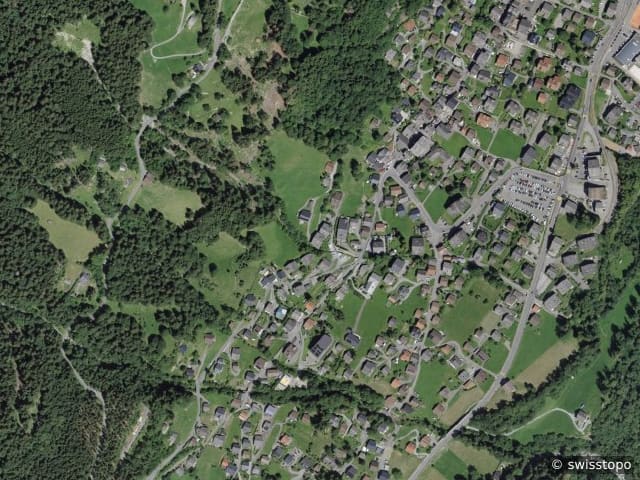 Luftbild Route des Rumières 18, Champéry