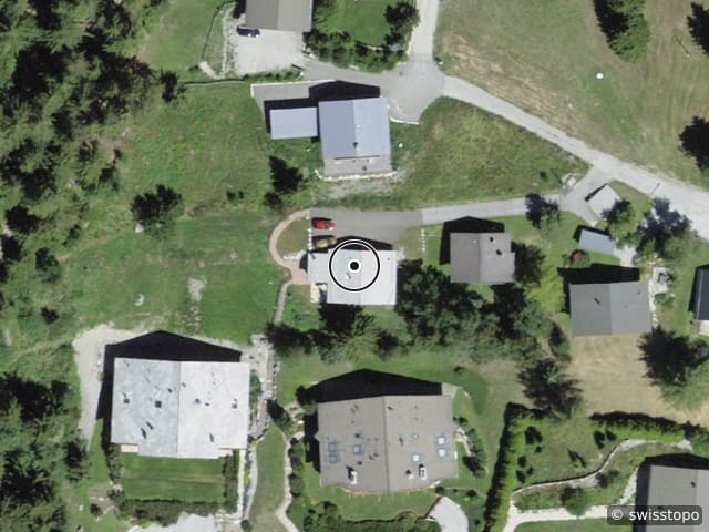 Luftbild Chemin des Sources 8, Crans-Montana