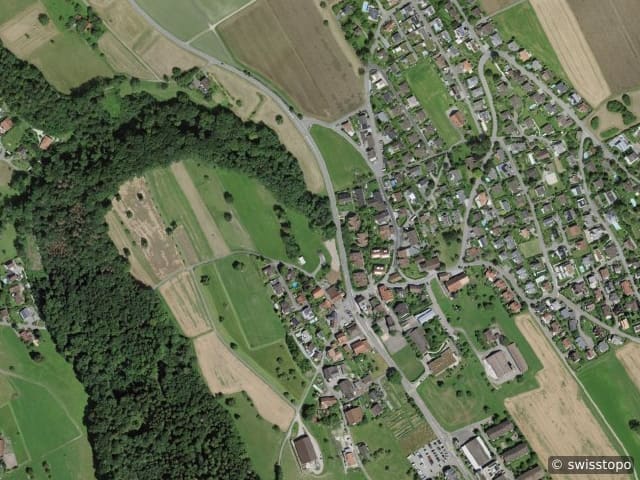 Luftbild Hüslerstrasse 80a-84b, Remetschwil