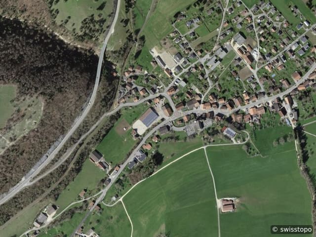 Luftbild La breuilleté 12, Glovelier