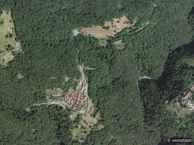 Luftbild Cuasso al Monte