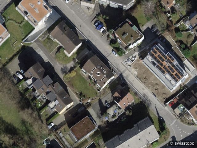 Luftbild Schulhausstrasse 16, Dübendorf